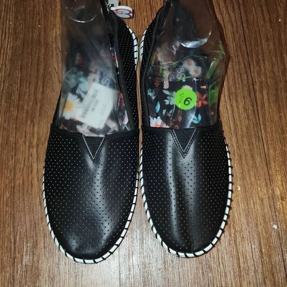 Bobs by Skechers Flats